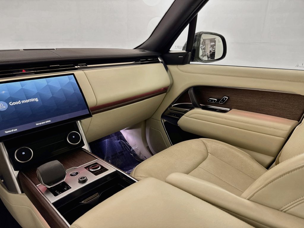 Certified 2023 Land Rover Range Rover SE AWD/4WD image 24
