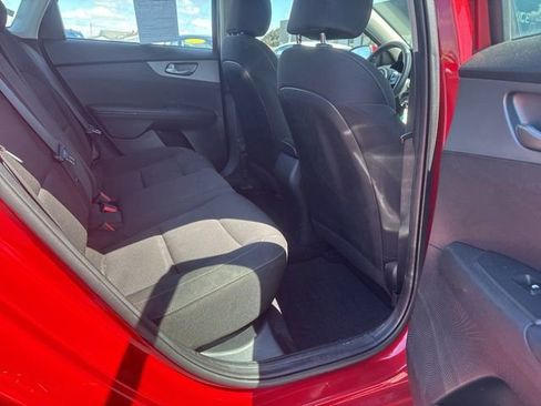 Used 2021 Kia Forte LXS FWD image 14