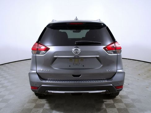 Used 2019 Nissan Rogue SV w/ Sun & Sound Touring Package AWD/4WD image 8