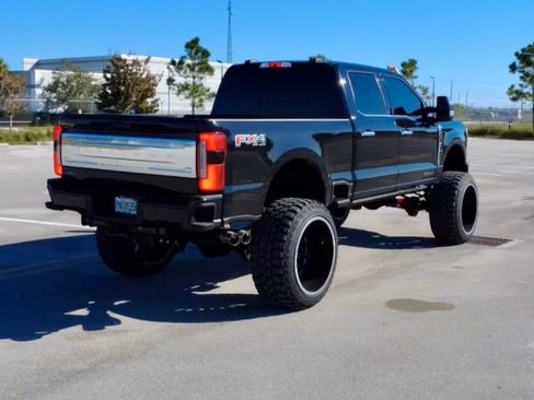 Used 2024 Ford F250 Platinum w/ FX4 Off-Road Package image 23