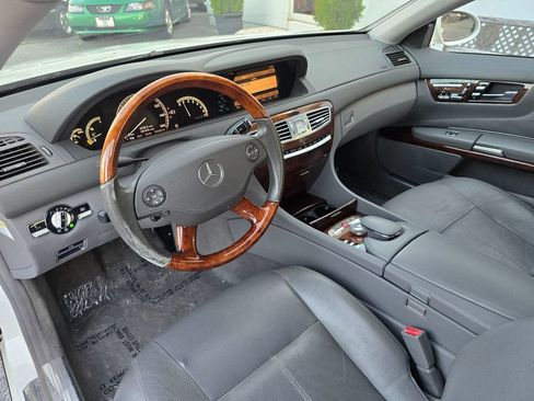 Used 2007 Mercedes-Benz CL 550 image 9