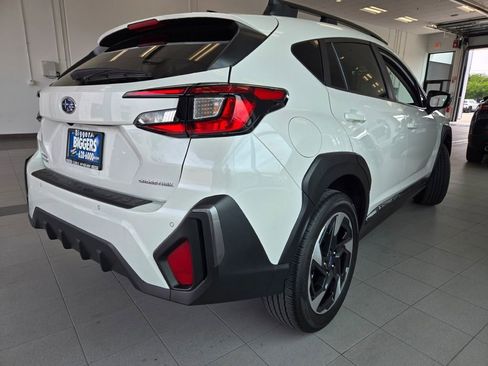 Used 2024 Subaru Crosstrek 2.5i Limited w/ Crosstrek Mirror Package image 10