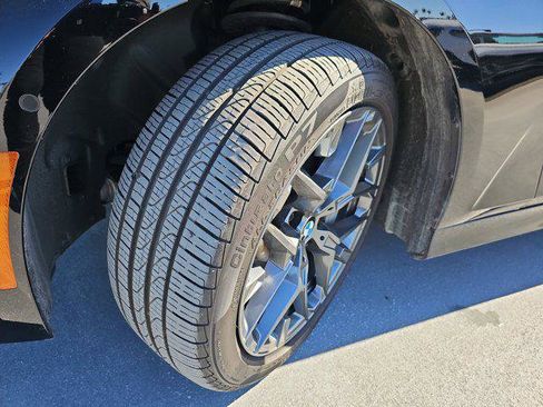 Used 2025 BMW 330i xDrive xDrive w/ M Sport Package image 33