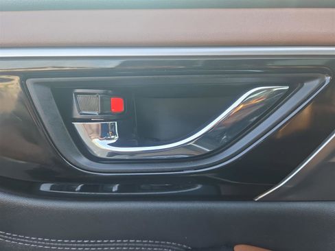 Used 2022 Subaru Outback Touring image 12