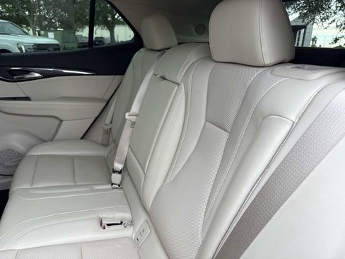 Used 2022 Buick Envision Essence w/ Technology Package I image 14