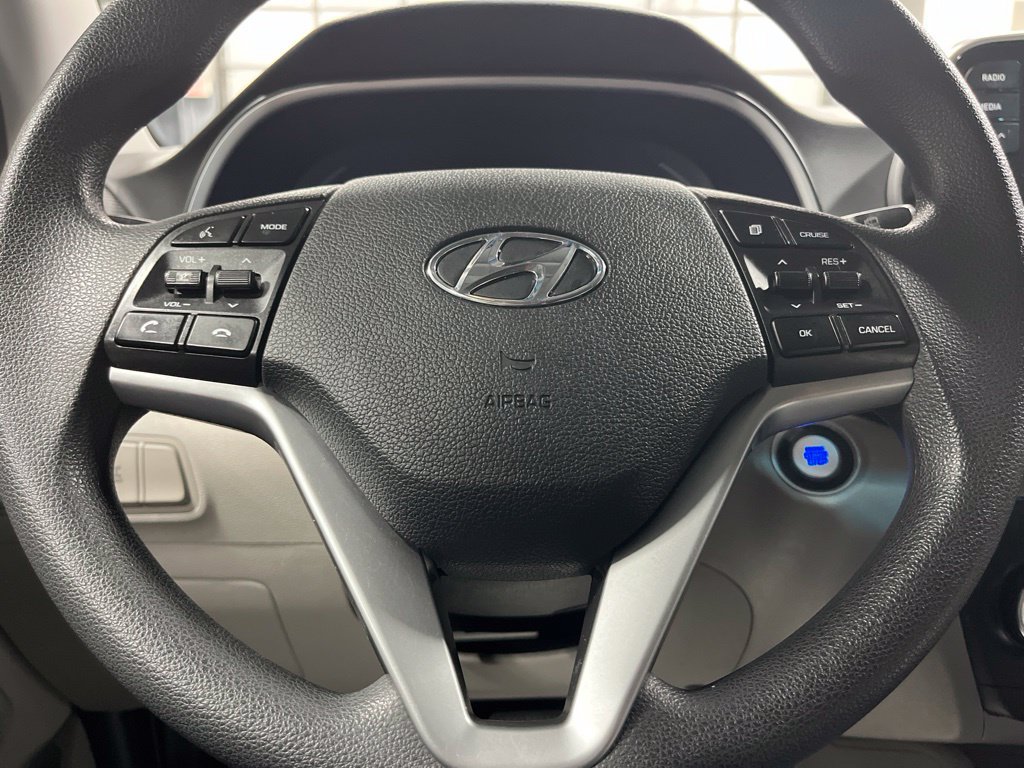 Used 2020 Hyundai Tucson Value w/ Cargo Package AWD/4WD image 16