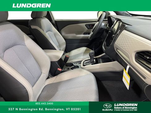 New 2025 Subaru Forester Premium image 30