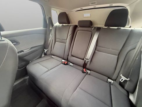 Used 2023 Nissan Rogue S AWD/4WD image 13