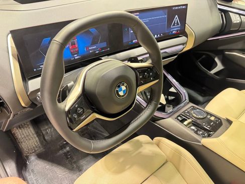 Used 2025 BMW X3 xDrive30i w/ Premium Package image 15