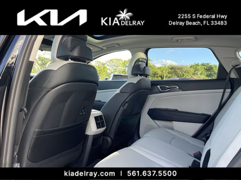 Used 2026 Kia Sportage EX w/ EX Panorama Roof Package image 15