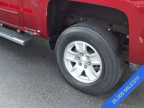 Used 2018 Chevrolet Silverado 1500 LT w/ All Star Edition image 21