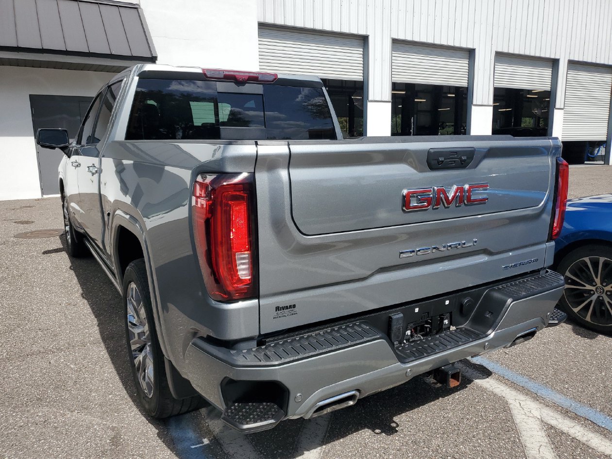 Used 2025 GMC Sierra 1500 Denali AWD/4WD image 3