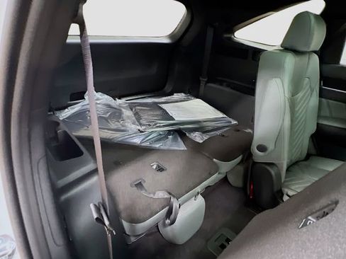 New 2025 Kia Sorento SX Prestige w/ Sage Leather Package image 30