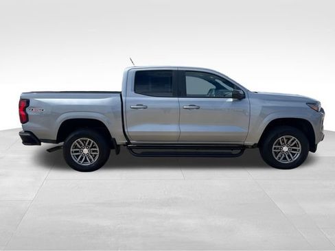 Certified 2023 Chevrolet Colorado LT AWD/4WD image 7