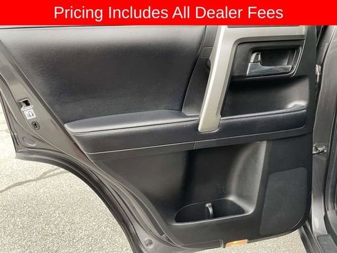 Used 2019 Toyota 4Runner SR5 AWD/4WD image 15