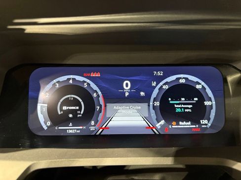 Certified 2024 Toyota Tacoma TRD Off-Road w/ TRD Off Road Upgrade Package AWD/4WD image 26