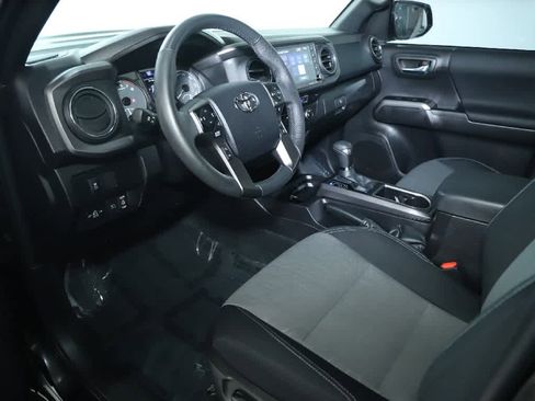 Certified 2023 Toyota Tacoma TRD Sport w/ Technology Package image 20