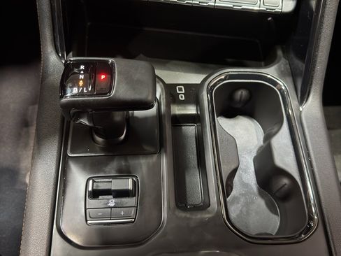 Used 2024 GMC Sierra 1500 AT4 w/ Technology Package image 37