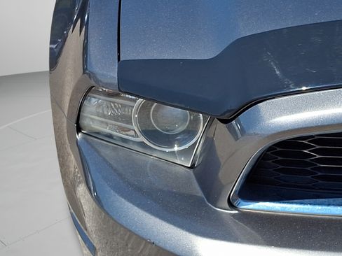 Used 2014 Ford Mustang Coupe RWD image 25