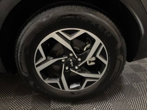 Certified 2023 Kia Sportage LX FWD image 24