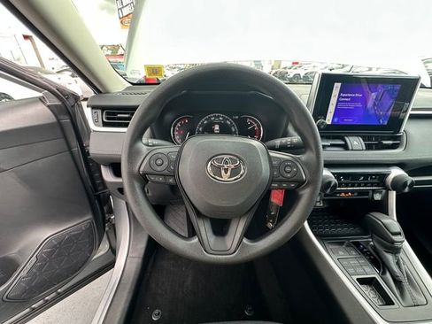 Used 2024 Toyota RAV4 LE image 19