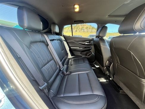 Used 2024 Buick Envista Avenir FWD image 34