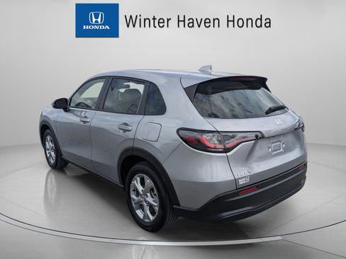 Used 2025 Honda HR-V LX image 6