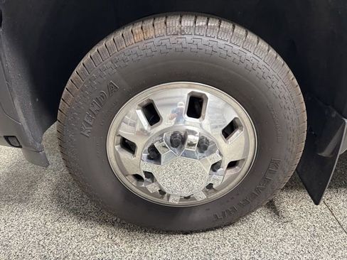 Used 2024 GMC Sierra 3500 Denali Ultimate image 3