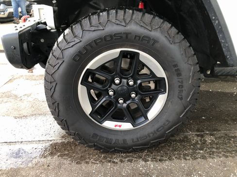 Used 2020 Jeep Wrangler Unlimited Rubicon image 4