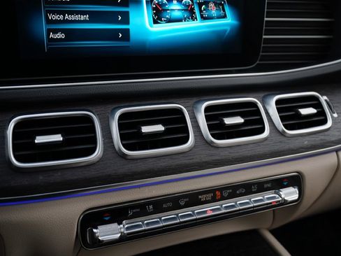 Used 2020 Mercedes-Benz GLE 350 4MATIC image 67