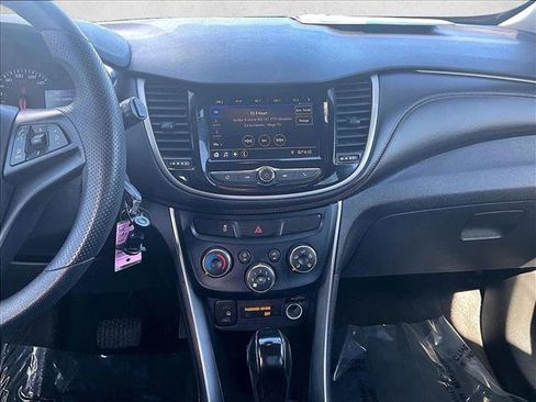 Certified 2020 Chevrolet Trax LS FWD image 8