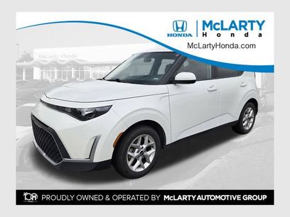 Used 2024 Kia Soul LX w/ Option Group 015