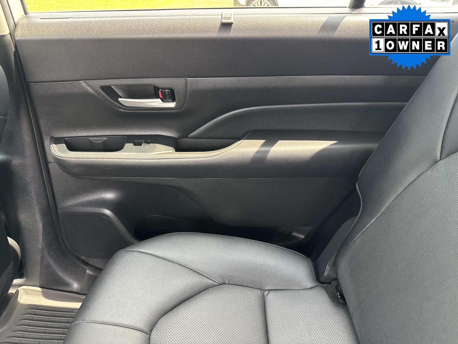 Used 2024 Toyota Grand Highlander AWD image 17
