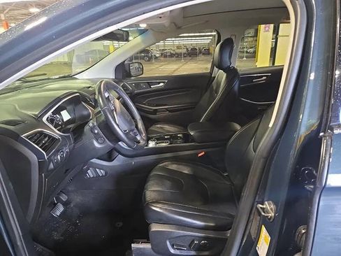 Used 2019 Ford Edge Titanium w/ Equipment Group 301A AWD/4WD image 6