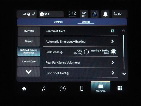 Used 2025 Jeep Grand Cherokee Altitude RWD image 29