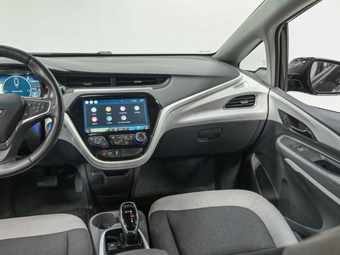 Used 2021 Chevrolet Bolt LT FWD image 30