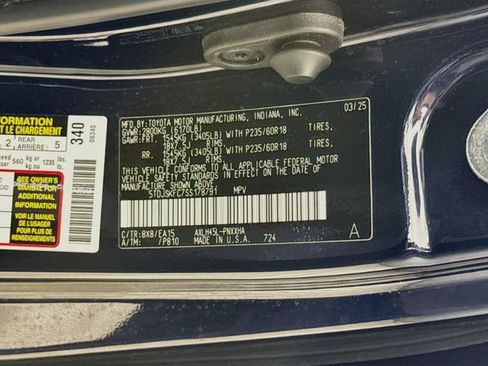 Used 2025 Toyota Sienna XLE w/ XLE Plus Package AWD/4WD image 33
