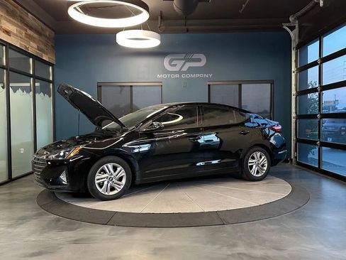 Used 2020 Hyundai Elantra Value Edition w/ Cargo Package (C1) FWD image 23
