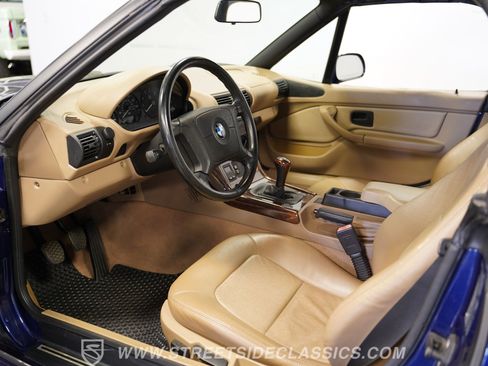 Used 1997 BMW Z3 2.8 RWD image 4
