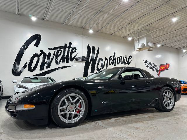 Used 2004 Chevrolet Corvette Z06 w/ Memory Package RWD image 1