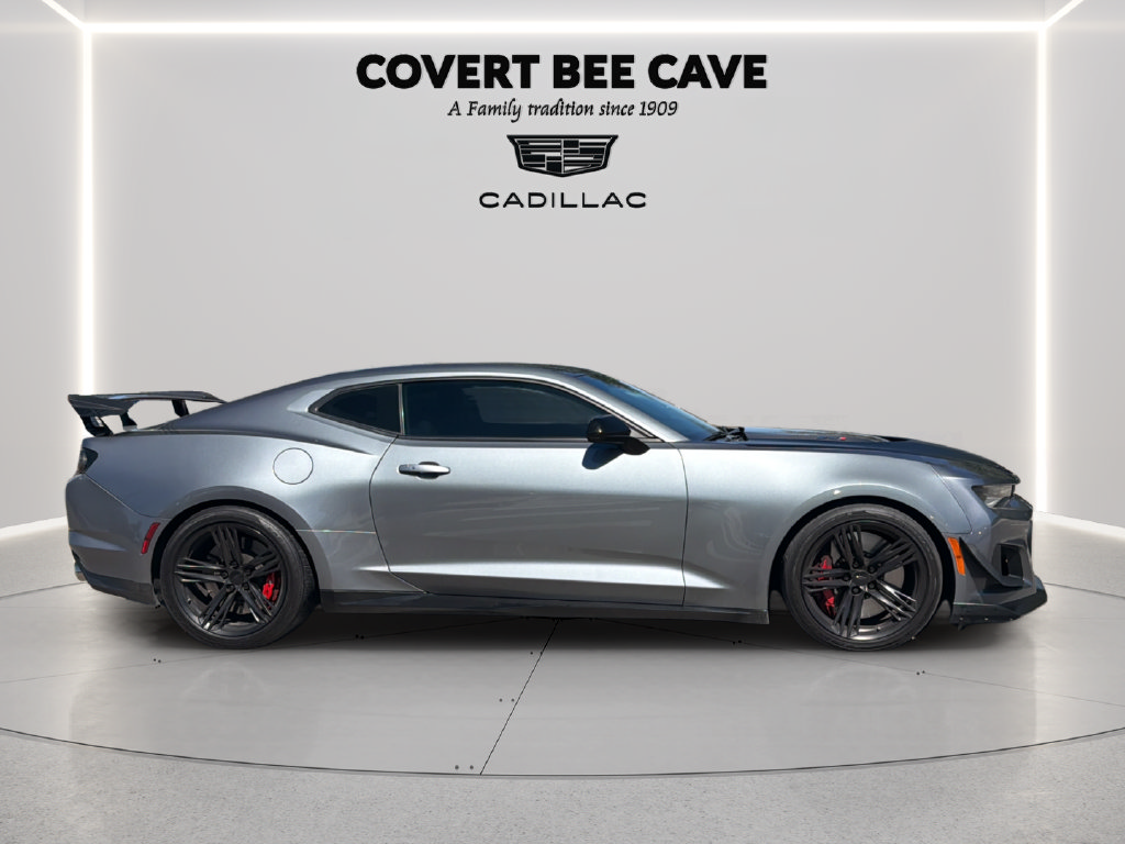 Used 2021 Chevrolet Camaro ZL1 RWD image 8