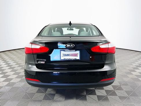 Used 2015 Kia Forte LX image 8