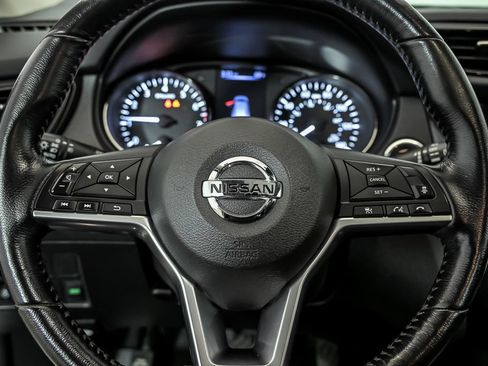 Used 2017 Nissan Rogue Sport SL w/ SL Premium Package AWD/4WD image 19