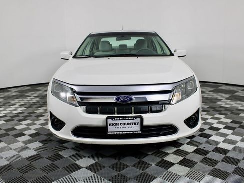 Used 2010 Ford Fusion SE image 2