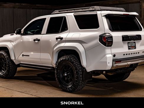 Used 2025 Toyota 4Runner Trailhunter image 7