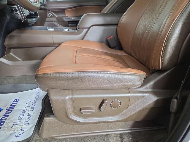 Used 2023 Ford Expedition Max King Ranch AWD/4WD image 32
