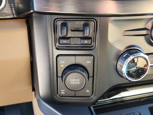 New 2026 Ford F350 Lariat w/ Lariat Ultimate Package image 16