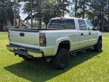 Used 2004 GMC Sierra 2500 SLT w/ Heavy-Duty Power Package image 3