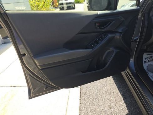 Used 2024 Subaru Crosstrek 2.0i AWD/4WD image 10