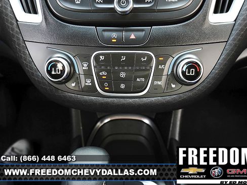 Used 2025 Chevrolet Malibu LT FWD image 18